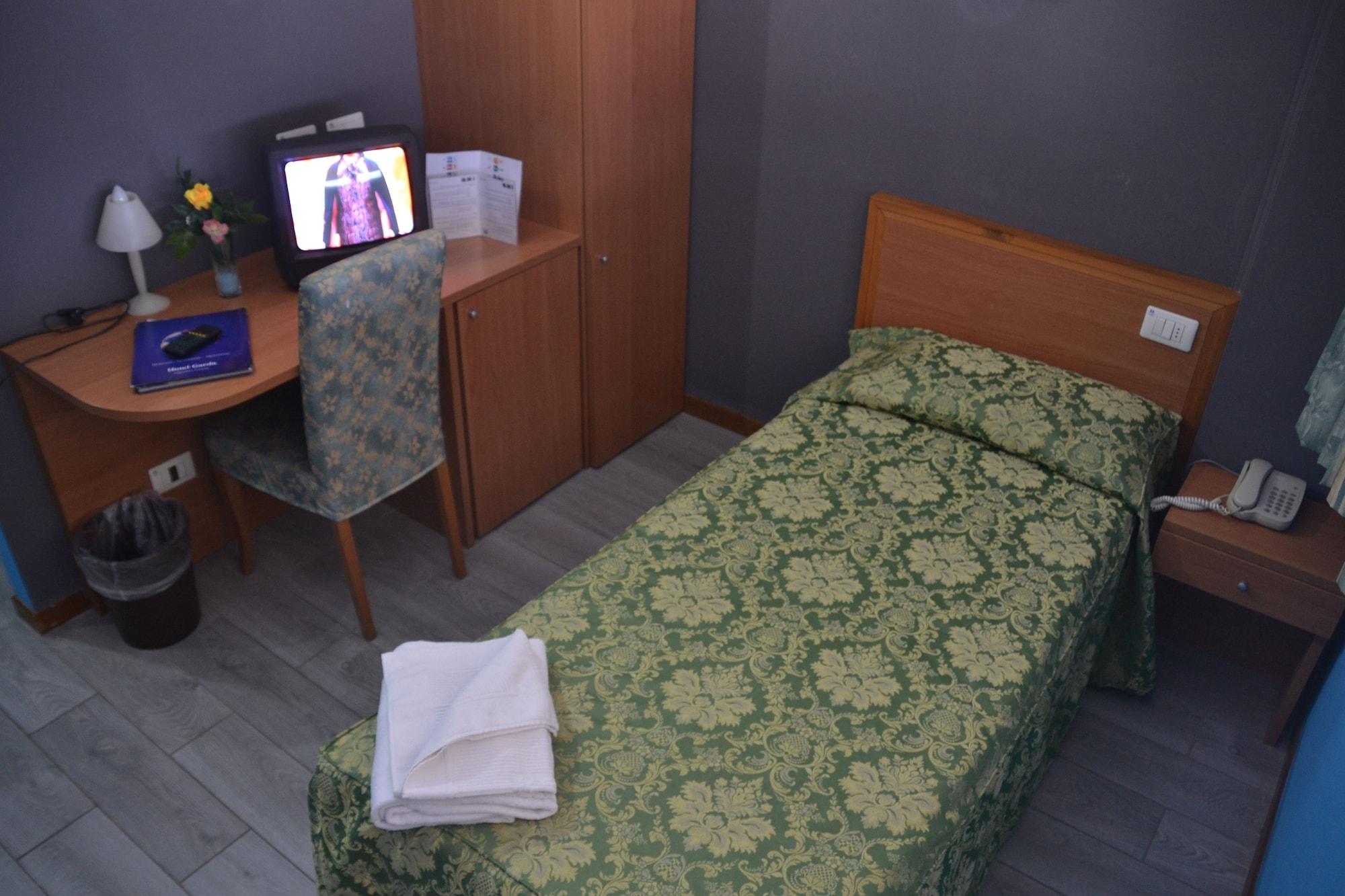 Hotel Garda アッフィ エクステリア 写真