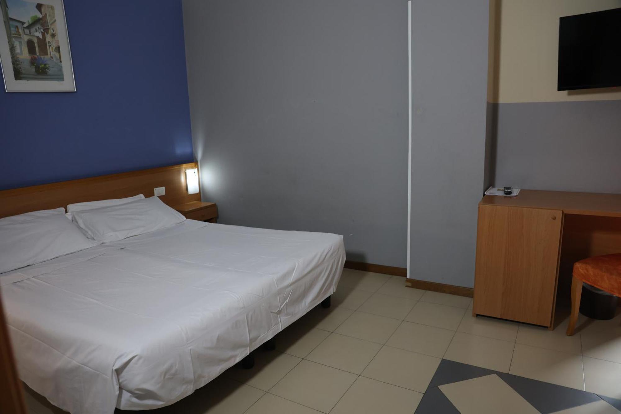 Hotel Garda アッフィ エクステリア 写真